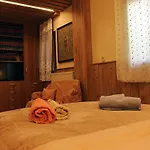 Pomegranate Tree House - Meteora كالامباكا