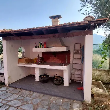 Pomegranate Tree House - Meteora كالامباكا