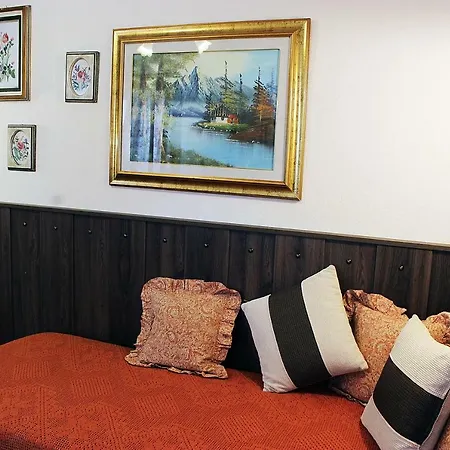 Pomegranate Tree House - Meteora