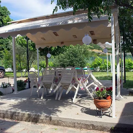 Country house Pomegranate Tree House - Meteora *