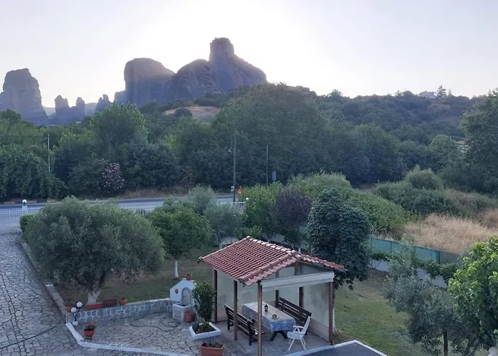 Pomegranate Tree House - Meteora Country house *