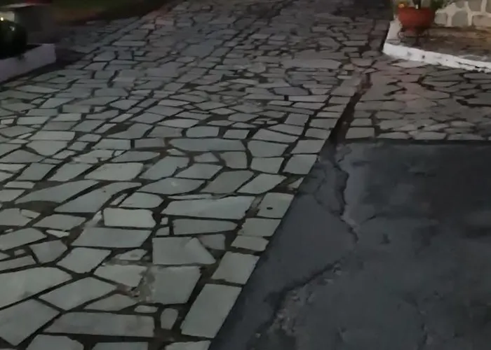 Pomegranate Tree House - Meteora Casa di campagna Kalambaka