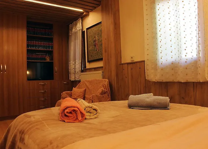 Pomegranate Tree House - Meteora Kalambaka