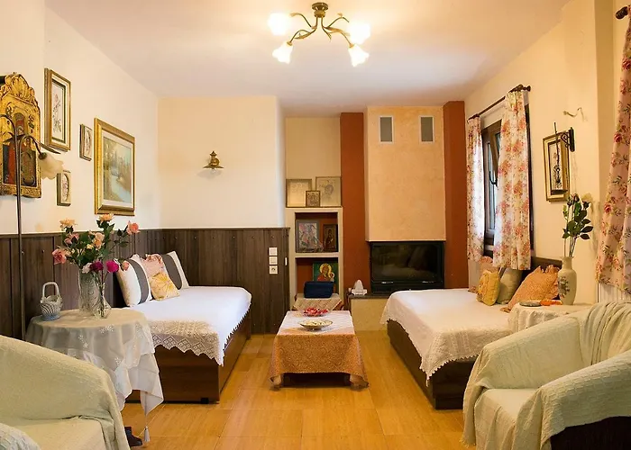 Pomegranate Tree House - Meteora