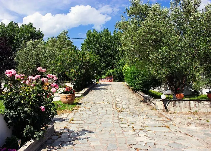 Pomegranate Tree House - Meteora * Kalambaka